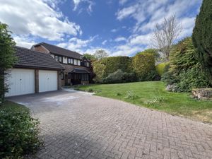 External- click for photo gallery